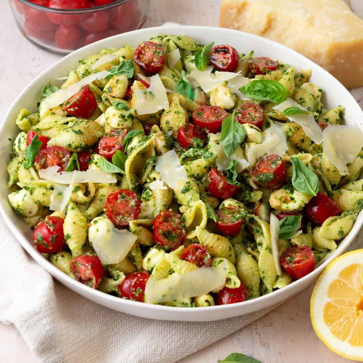 Vibrant Pesto Caprese Pasta Salad with Fresh Mozzarella